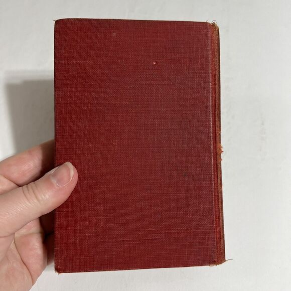 Funk and Wagnalls New Standard Encyclopedia 1934 Vol VI Centrarchidae to Clouet - Picture 3 of 13